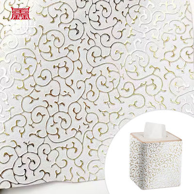 পাইকারি পিভিসি গোল্ডেন ফিল্ম এমবসড স্টাইল কৃত্রিম কৃত্রিম চামড়া ব্যাগ প্যাকেজিং বক্স জুতা নোটবুক ফ্যাব্রিক