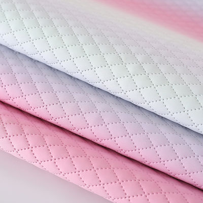 এমবসড হ্যান্ডব্যাগ পিইউ চামড়া ফ্যাব্রিক টেক্সচার অফ গ্রেডিয়েন্ট রেইনবো ডায়মন্ড গ্রিড