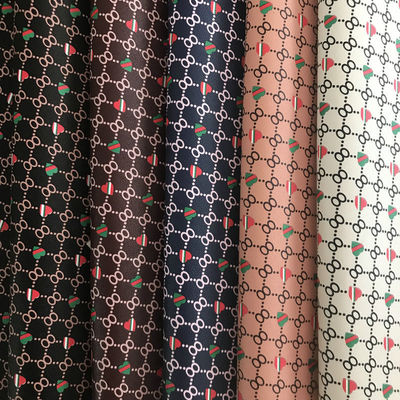 মুদ্রিত হার্ট আকৃতির সংখ্যা ৮ পিভিসি নকল চামড়া ব্যাগ ব্যাগ মানিব্যাগ ফোন কেস প্যাকেজ বক্স চামড়া কাপড়