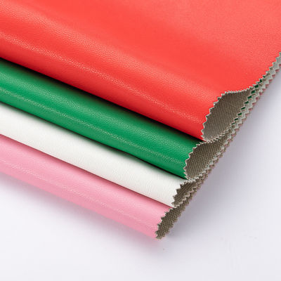 কাস্টমাইজড প্রোটিন পোশাক পিইউ চামড়া ধোয়াযোগ্য পোশাক 0.7 মিমি বেধ