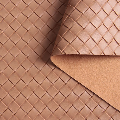 নরম এবং টেকসই এমবসড ওয়েভেন হ্যান্ডব্যাগ পিভিসি ফ্যাক্স লেদার ফ্যাব্রিক