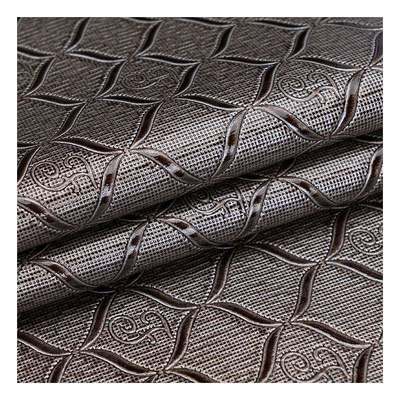 স্পট পাইকারি পিভিসি উজ্জ্বল জ্যামিতিক প্যাটার্ন কৃত্রিম সিনথেটিক চামড়া প্যাকেজিং ওয়ালেট বক্স নোটবুক নকল চামড়ার কাপড়