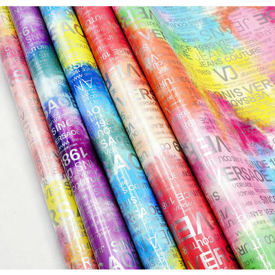 পিইউ রেইনবো লেটার প্রিন্ট ম্যাগাজিন ডিজাইন সিন্থেটিক চামড়া জলরোধী জাল চামড়া কাপড় ব্যাগ জন্য প্রসাধনী আসবাবপত্র / সোফা